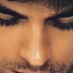 Men's longer eyelashes