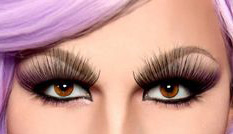 false eyelashes look ridiculous